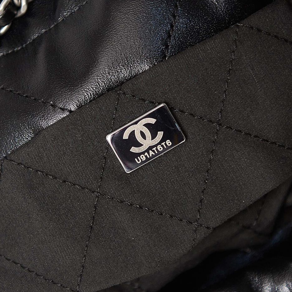 Ch*el 22 mini handbag